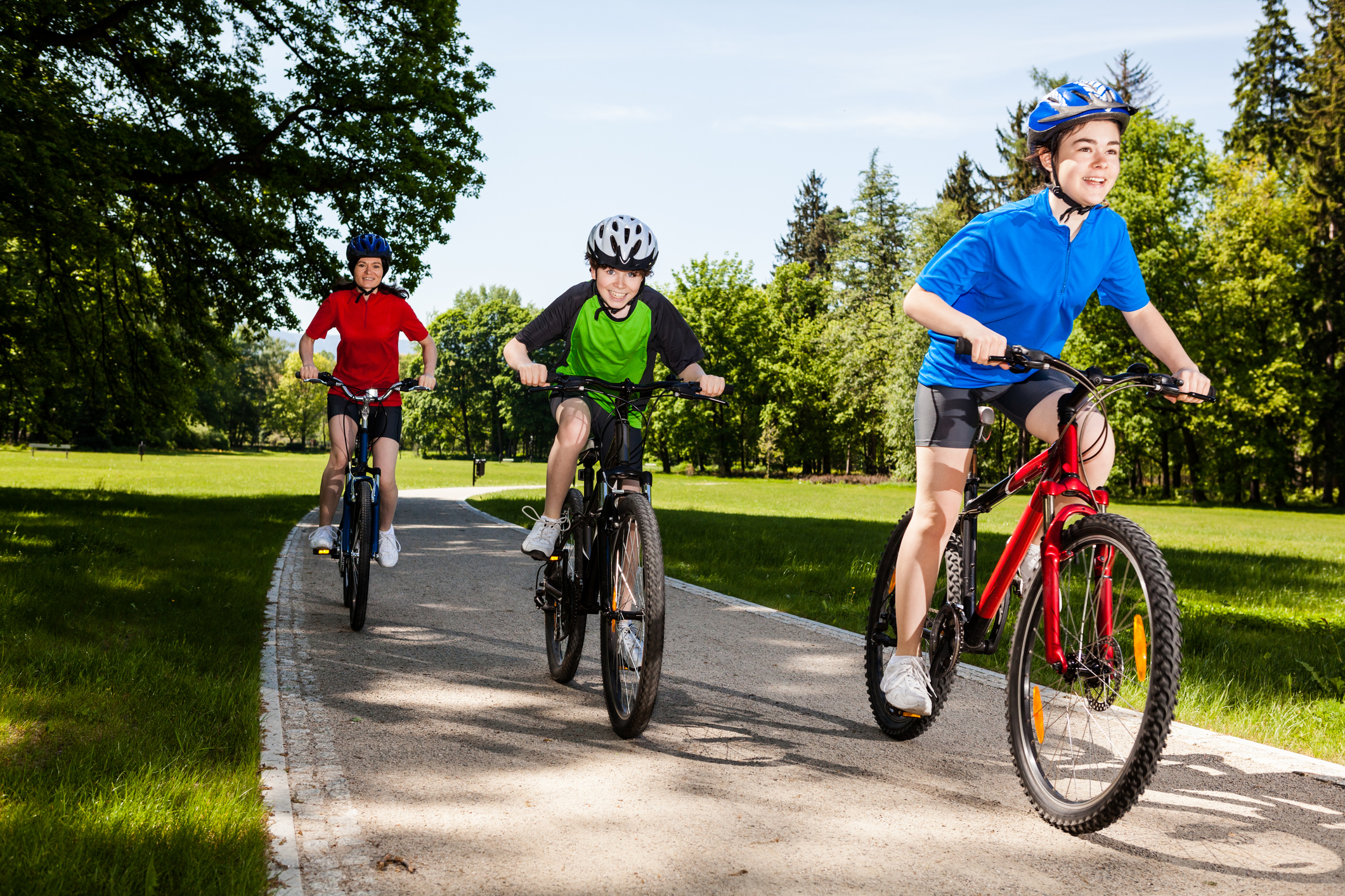 The children ride bikes